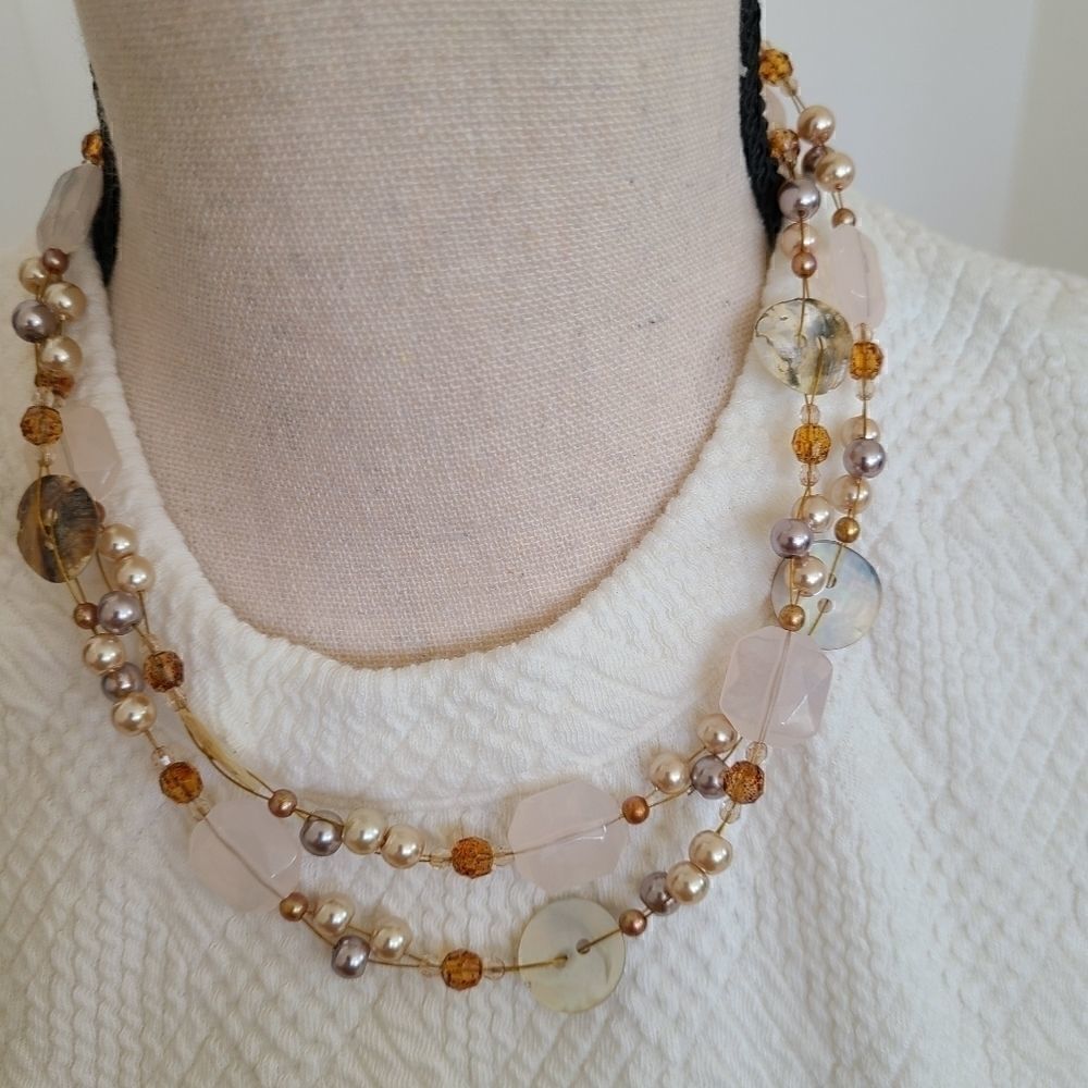 Cookie Lee Bead & Genuine Shell Convert. Necklace - Picture 2 of 9